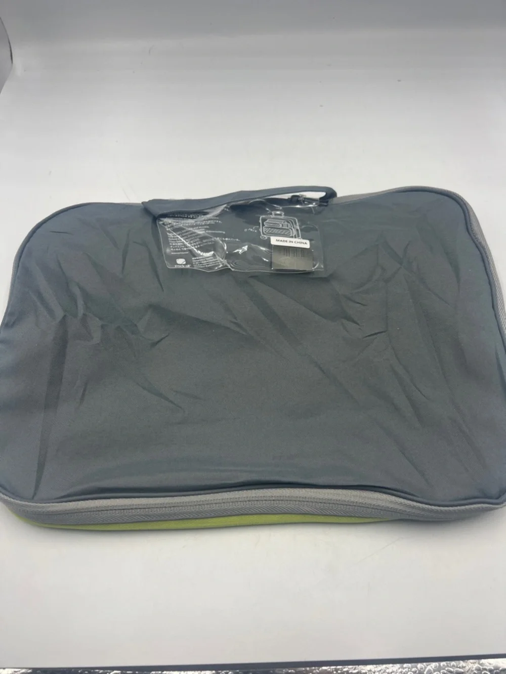 New Pack all Large Compression Packing Cube - Gray with Lime Trim z1